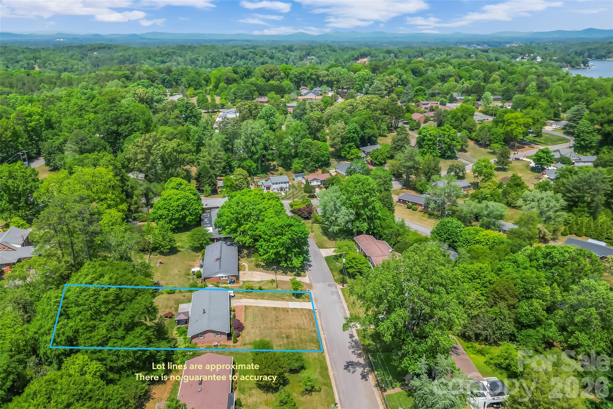 1573 11th Street NW Hickory NC 28601