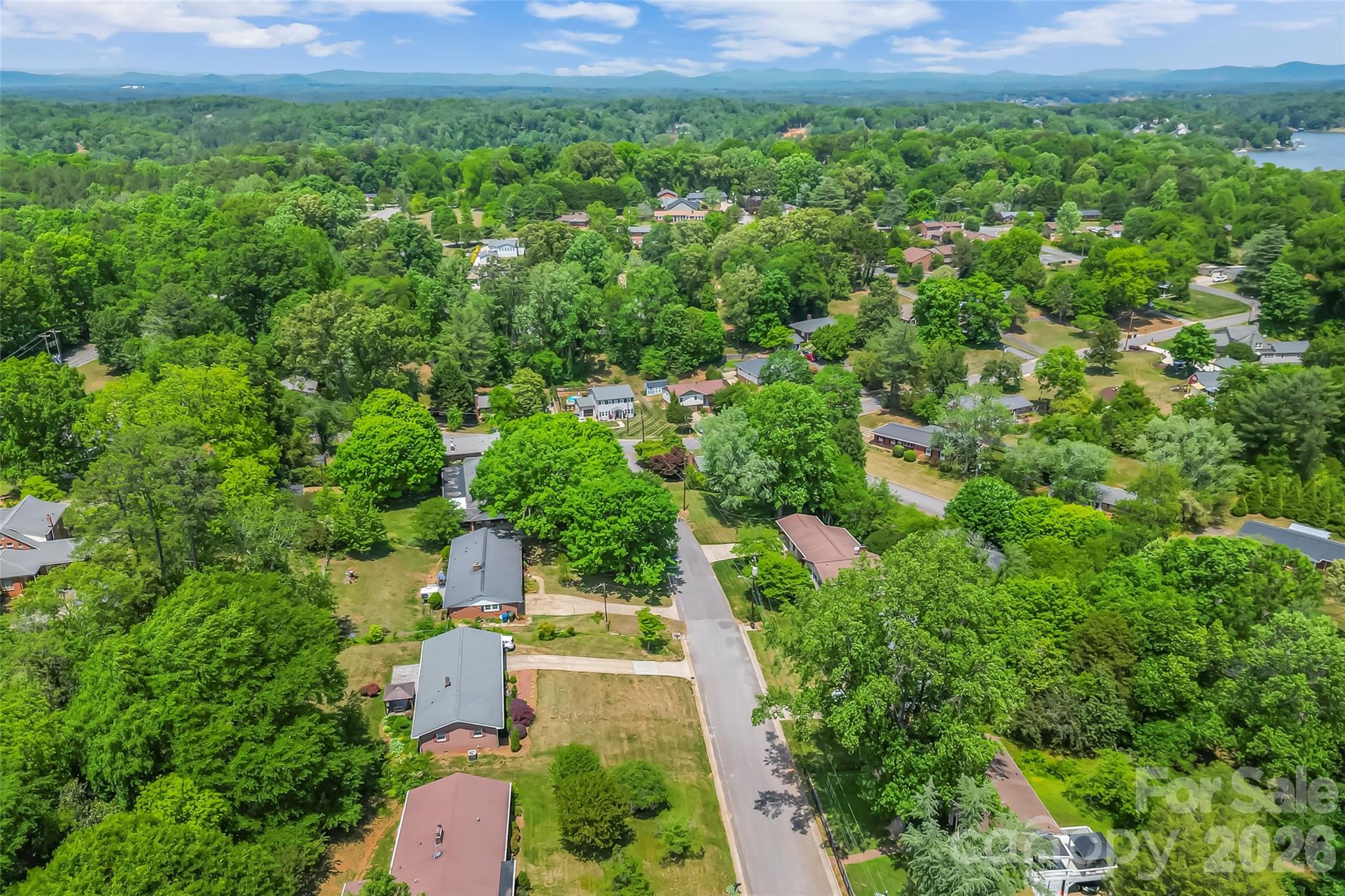 1573 11th Street NW Hickory NC 28601