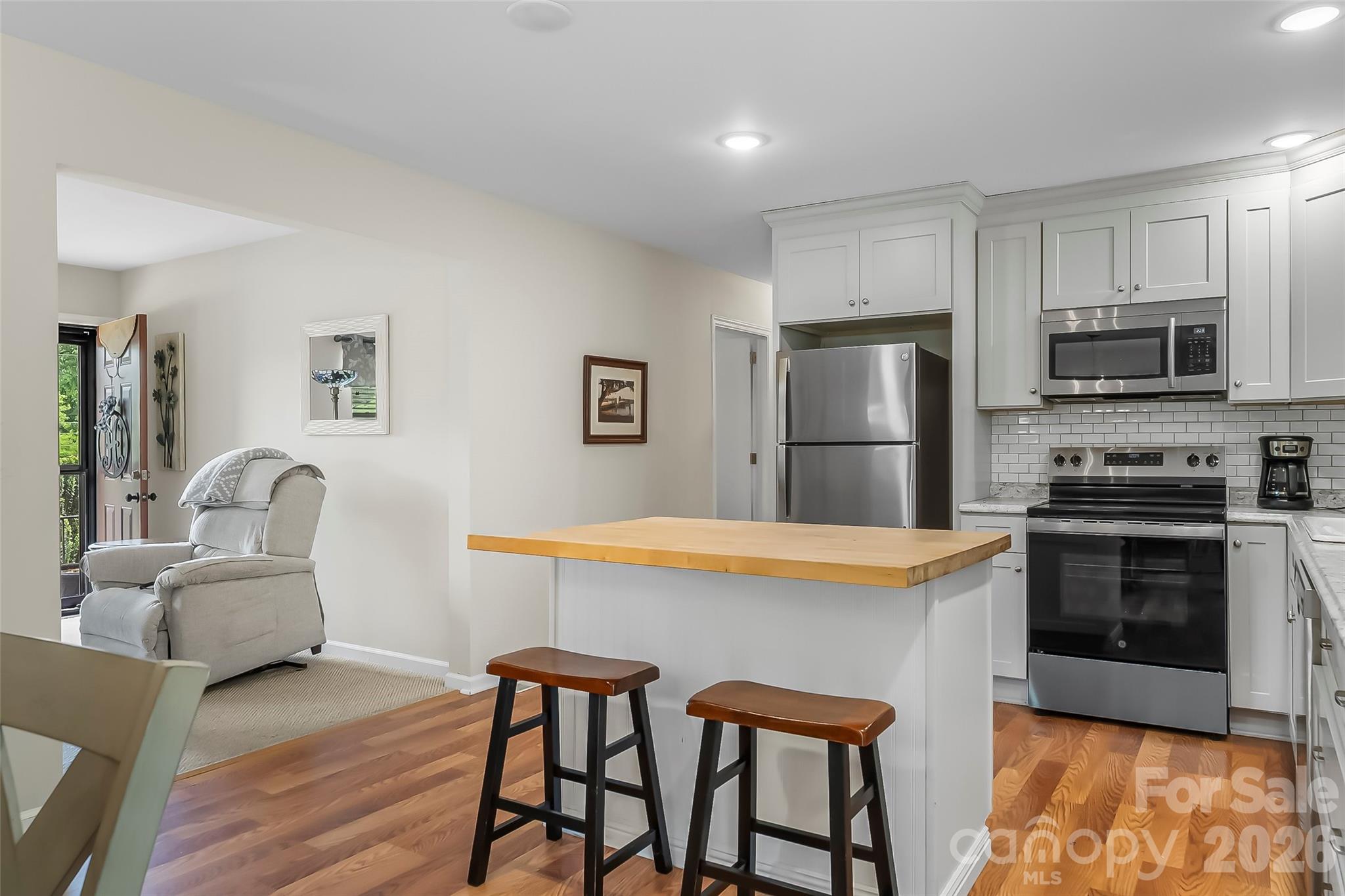 1573 11th Street NW Hickory NC 28601