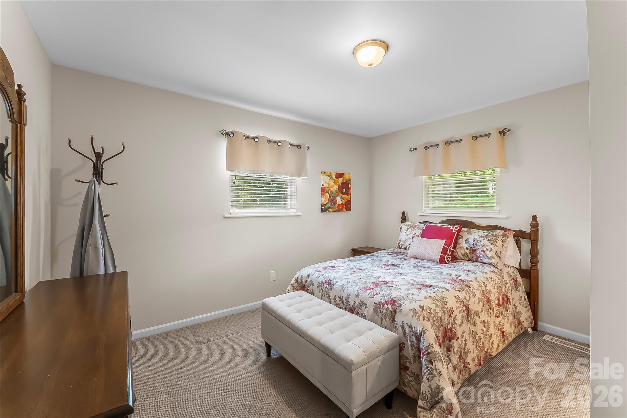 1573 11th Street NW Hickory NC 28601