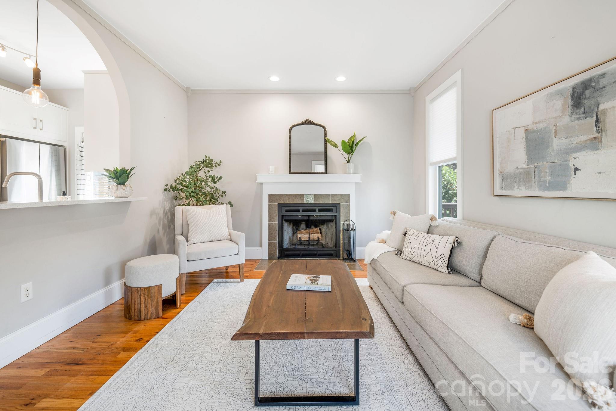 8 Lamar Avenue Asheville NC 28803