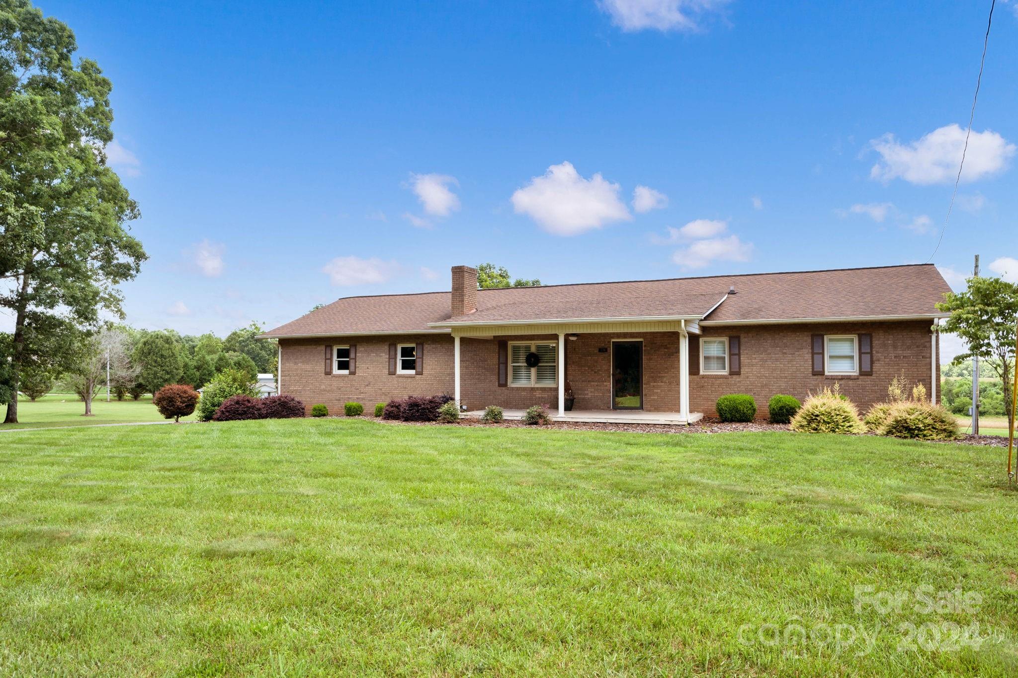 730 Taylorsville Mfg Road Taylorsville NC 28681