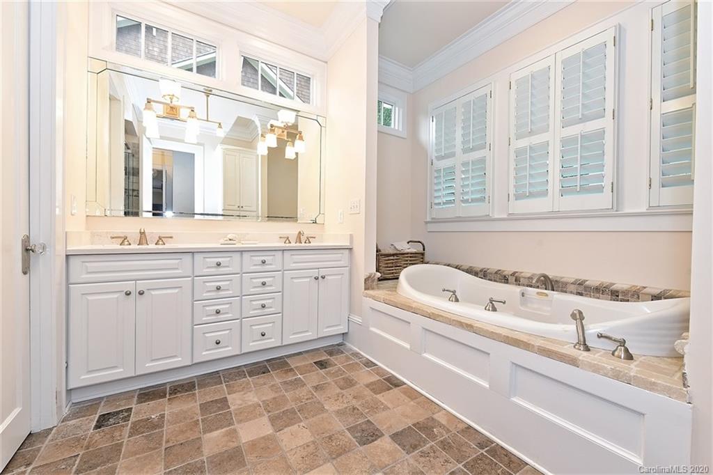 1633 Dilworth Road W Charlotte NC 28203