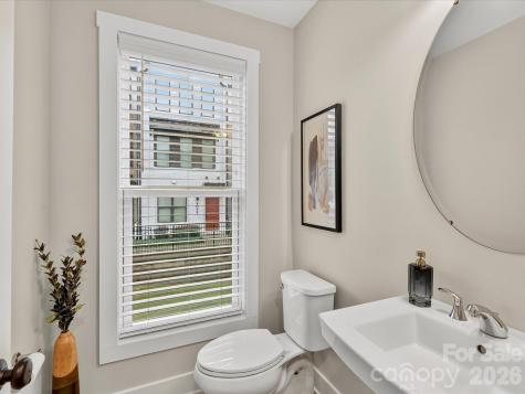 2024 Terwilliger Terrace Charlotte NC 28203