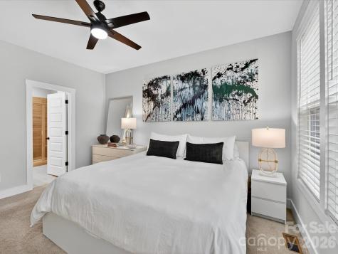2024 Terwilliger Terrace Charlotte NC 28203