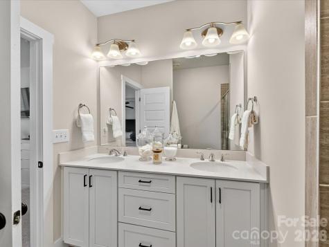 2024 Terwilliger Terrace Charlotte NC 28203