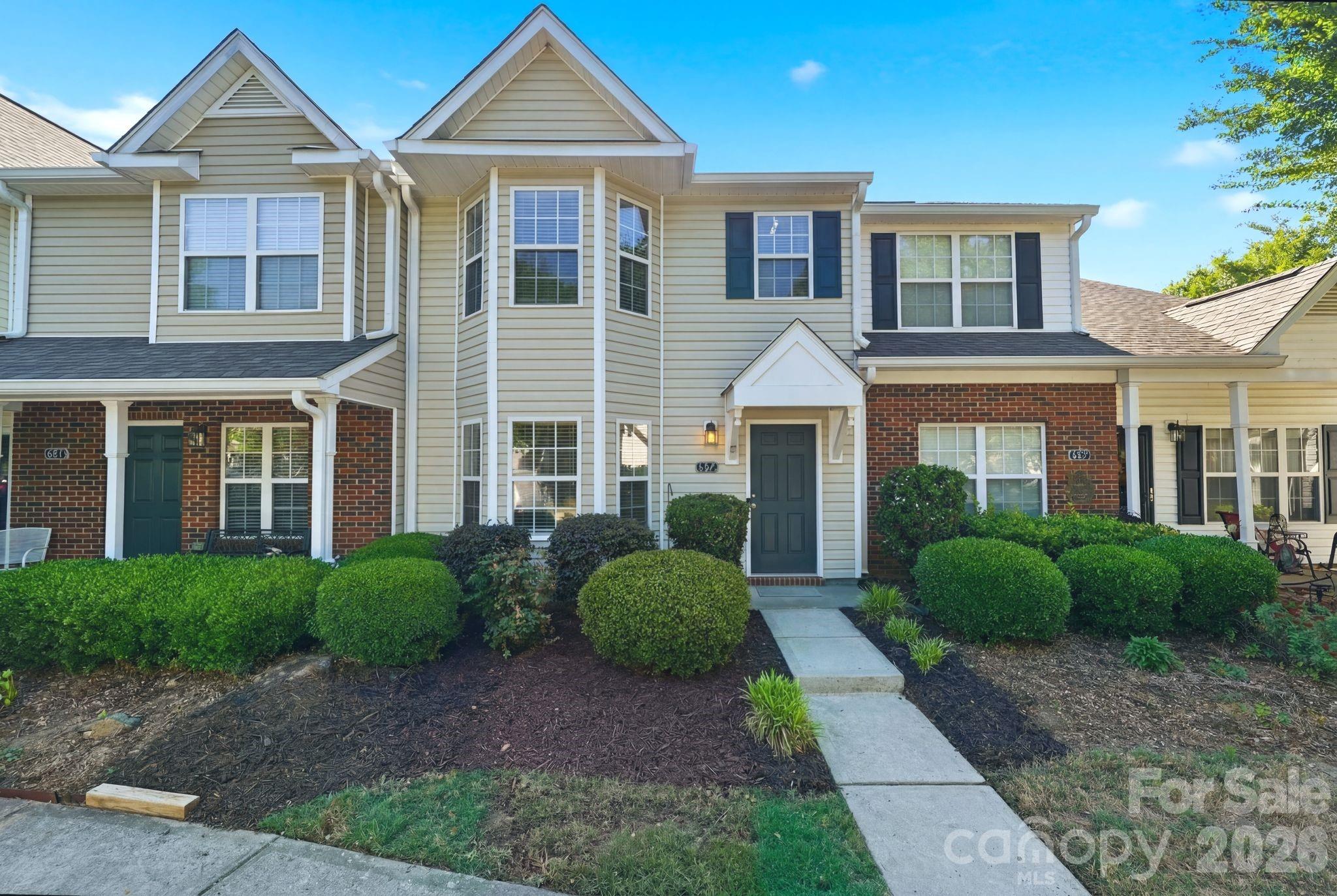 687 Rock Lake Glen Fort Mill SC 29715