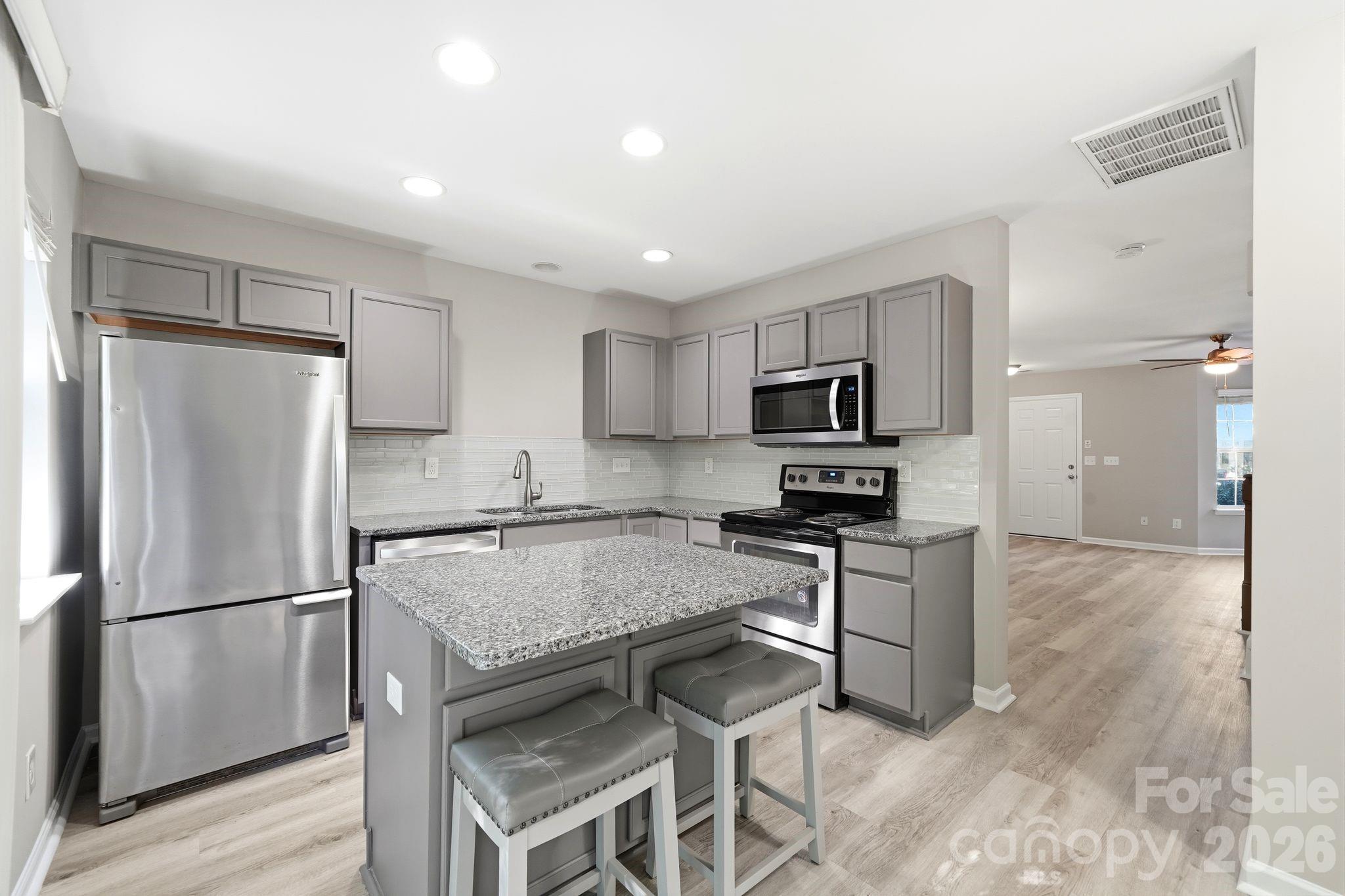 687 Rock Lake Glen Fort Mill SC 29715