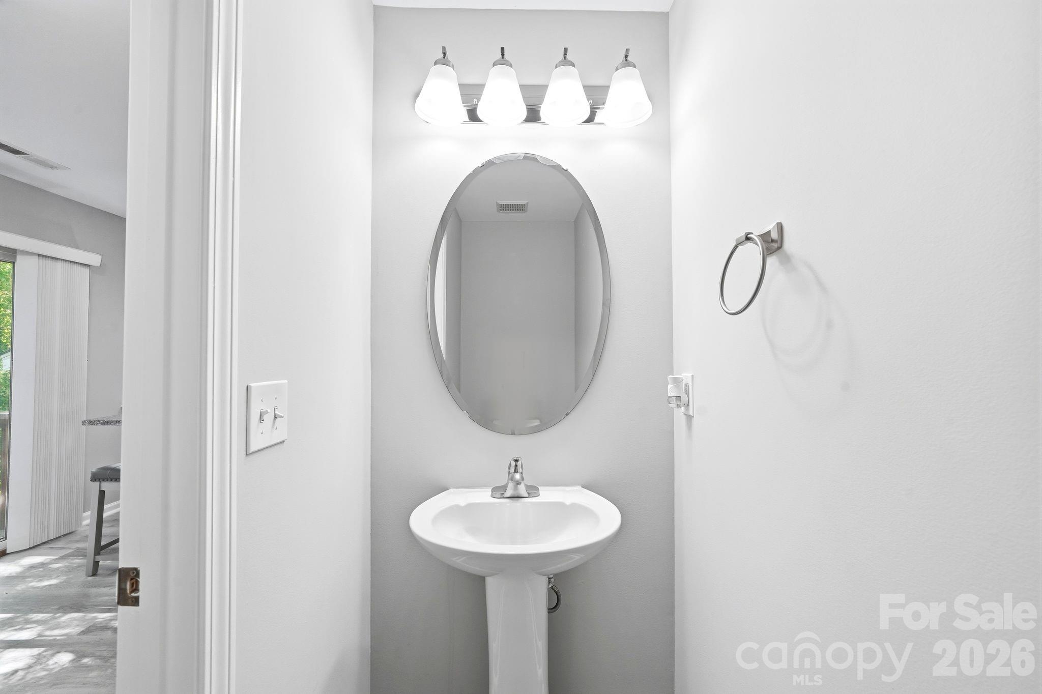 687 Rock Lake Glen Fort Mill SC 29715