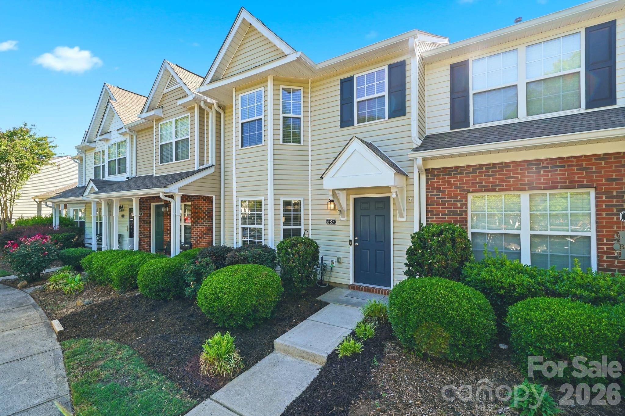 687 Rock Lake Glen Fort Mill SC 29715