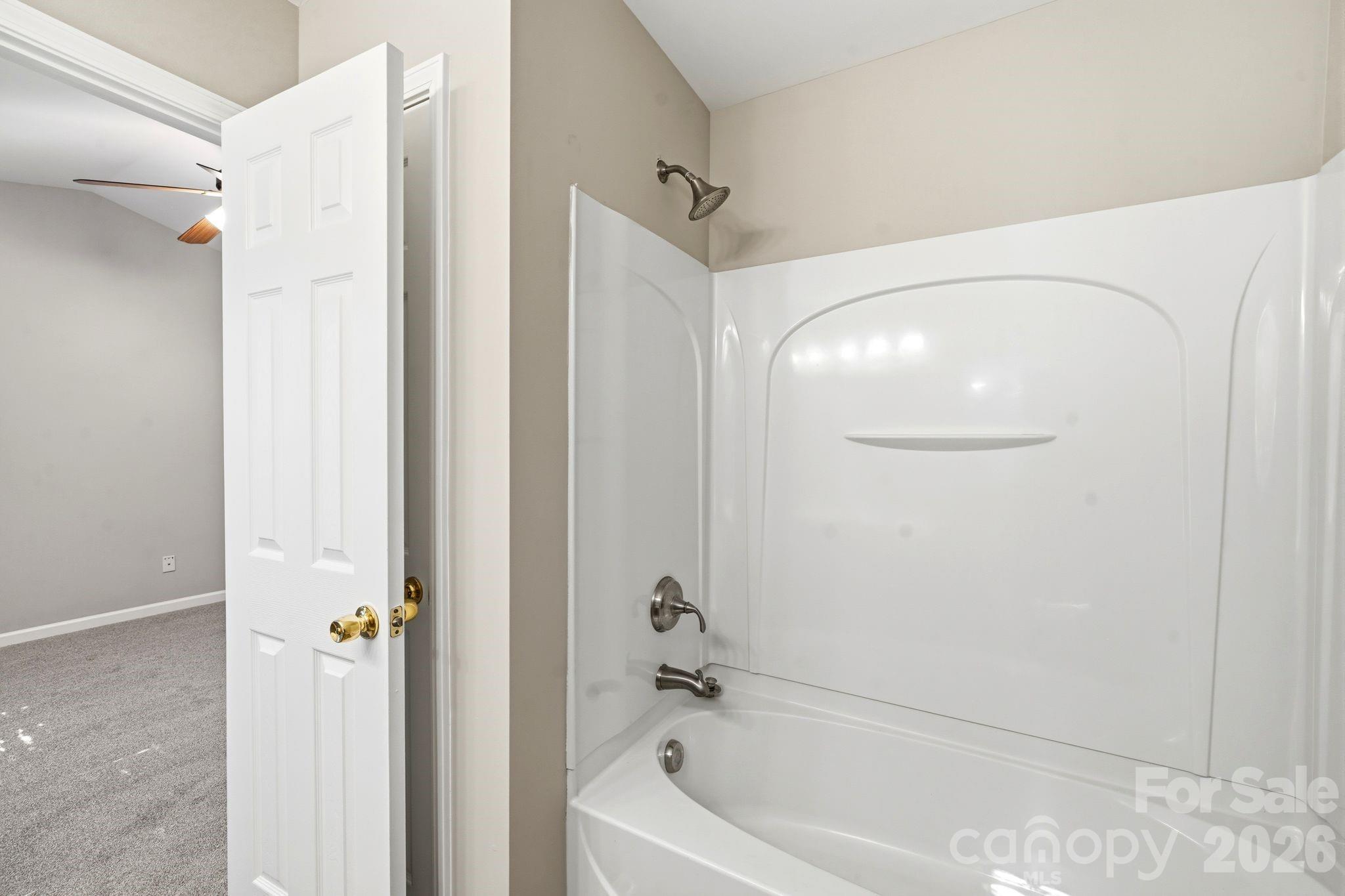 687 Rock Lake Glen Fort Mill SC 29715
