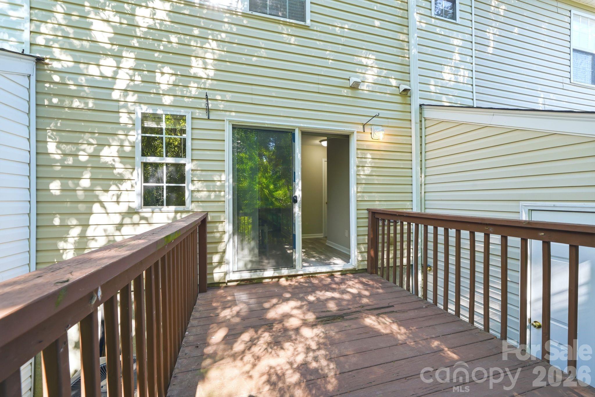 687 Rock Lake Glen Fort Mill SC 29715