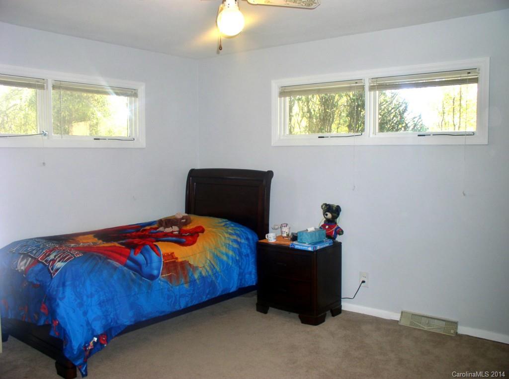 127 Kensett Avenue Charlotte NC 28214