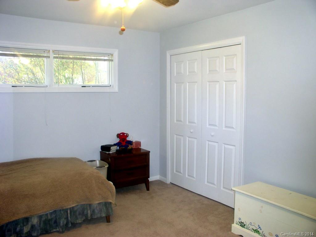 127 Kensett Avenue Charlotte NC 28214