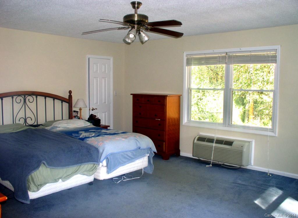 127 Kensett Avenue Charlotte NC 28214
