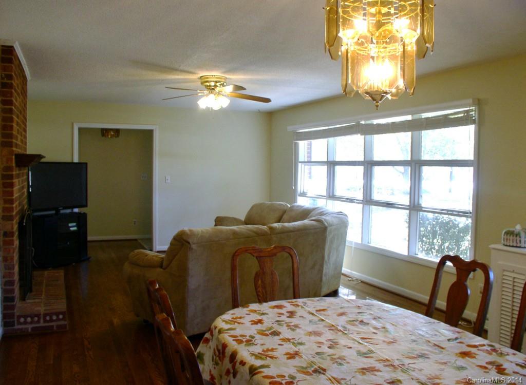 127 Kensett Avenue Charlotte NC 28214