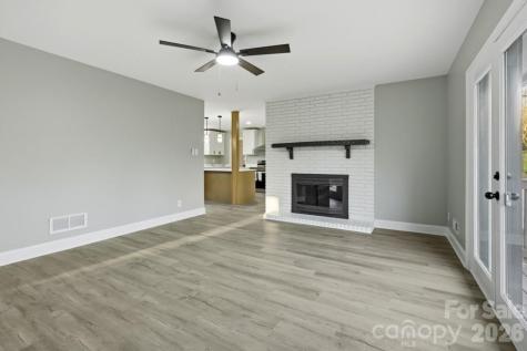 415 Kimmswick Road Charlotte NC 28214