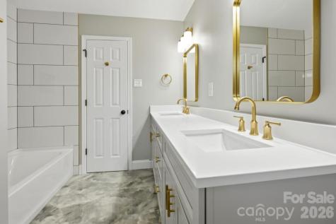 415 Kimmswick Road Charlotte NC 28214
