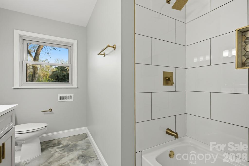 415 Kimmswick Road Charlotte NC 28214