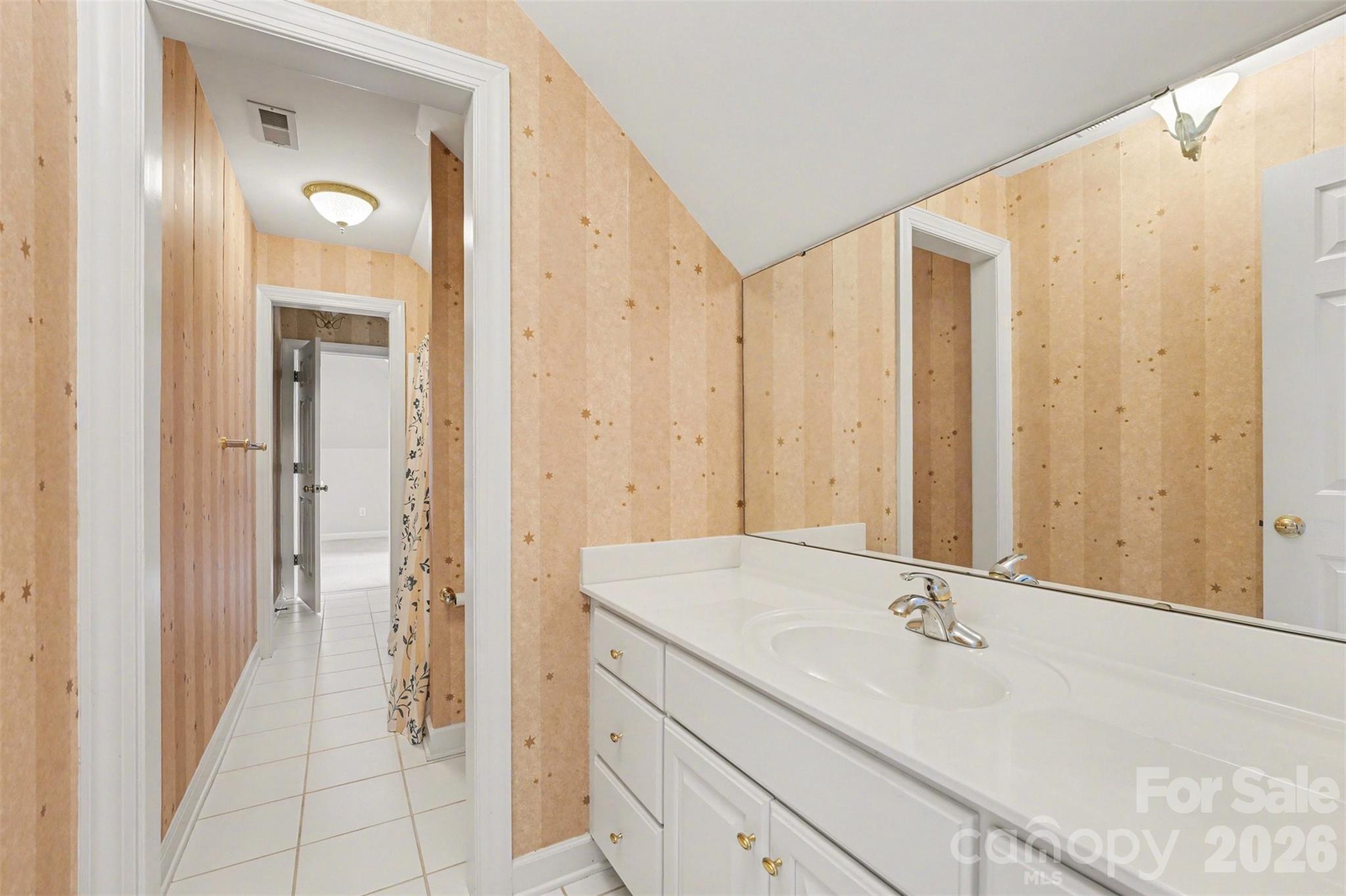 1021 Horse Rock Road Hickory NC 28602