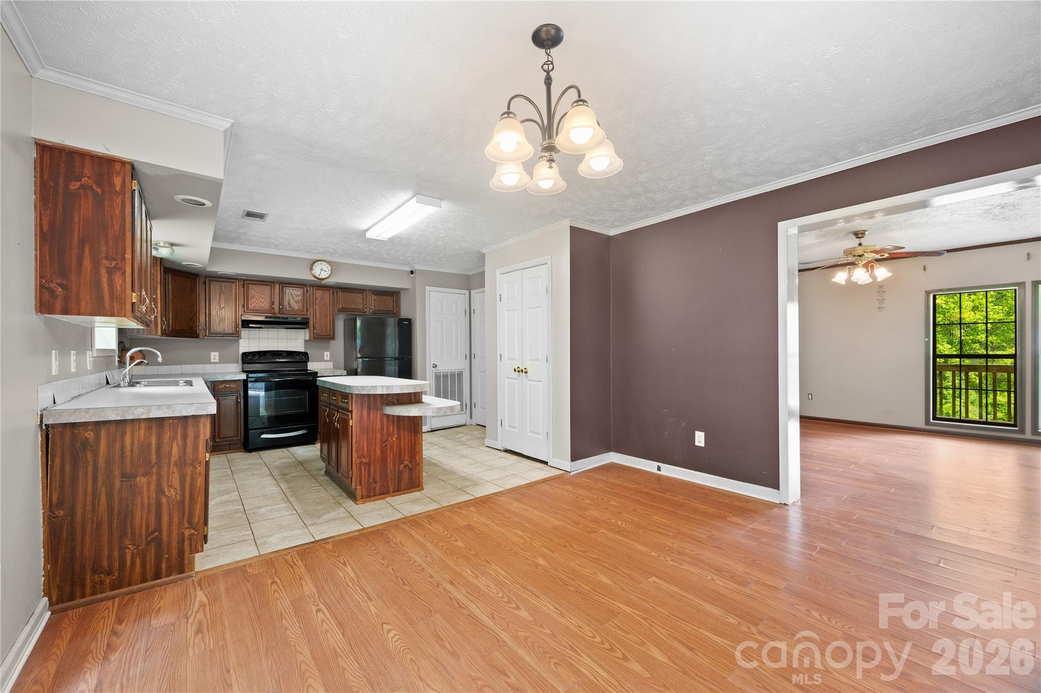 6582 Hoot Owls Hollow Road Hickory NC 28602