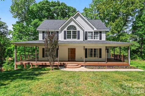 143 Walnut Hollow Lane Mooresville NC 28115