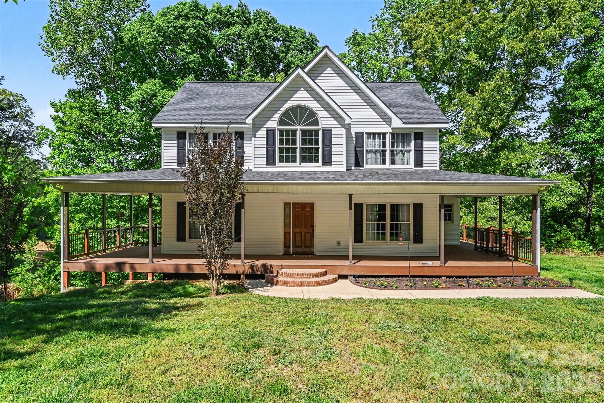 143 Walnut Hollow Lane Mooresville NC 28115