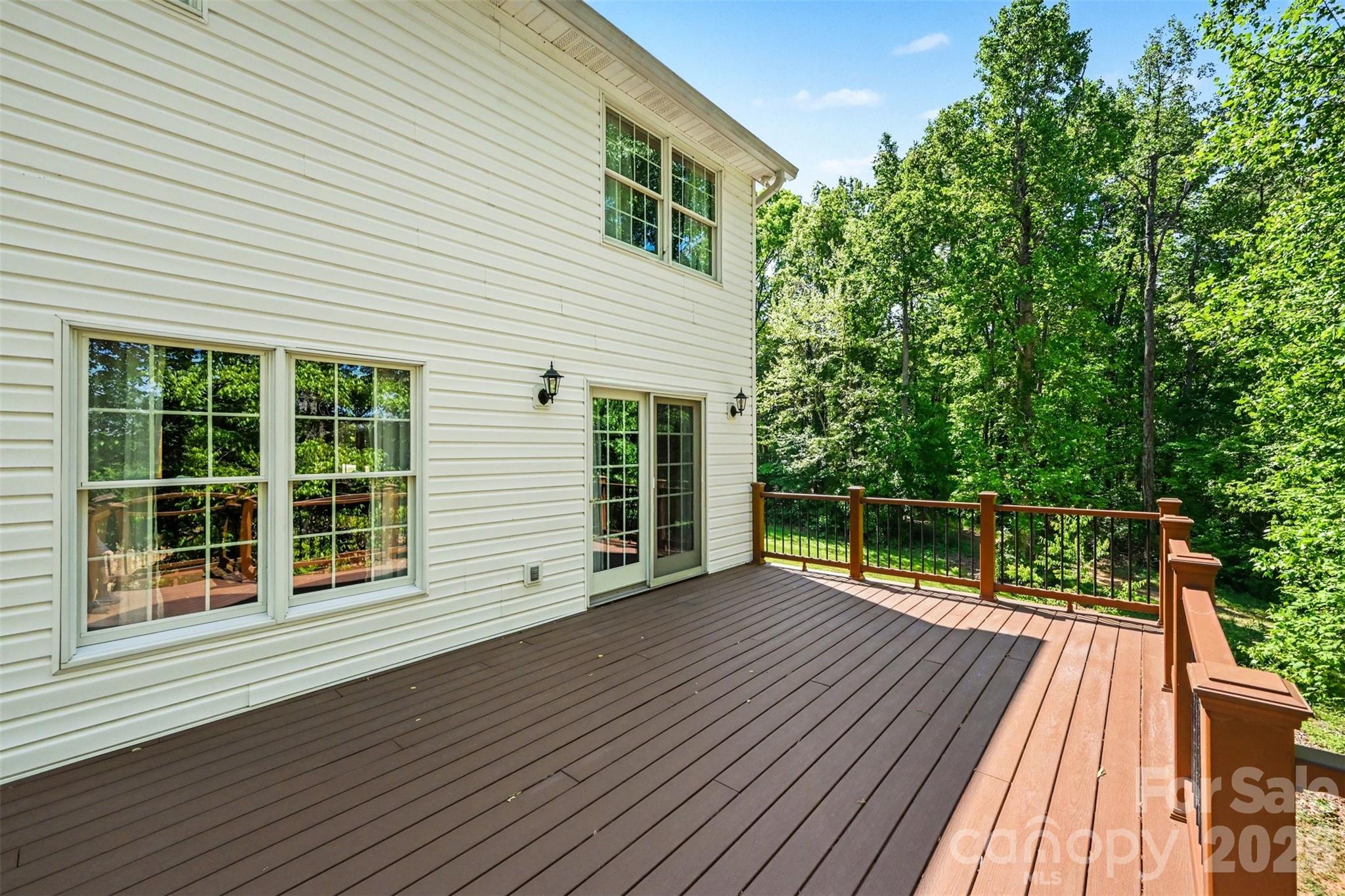 143 Walnut Hollow Lane Mooresville NC 28115