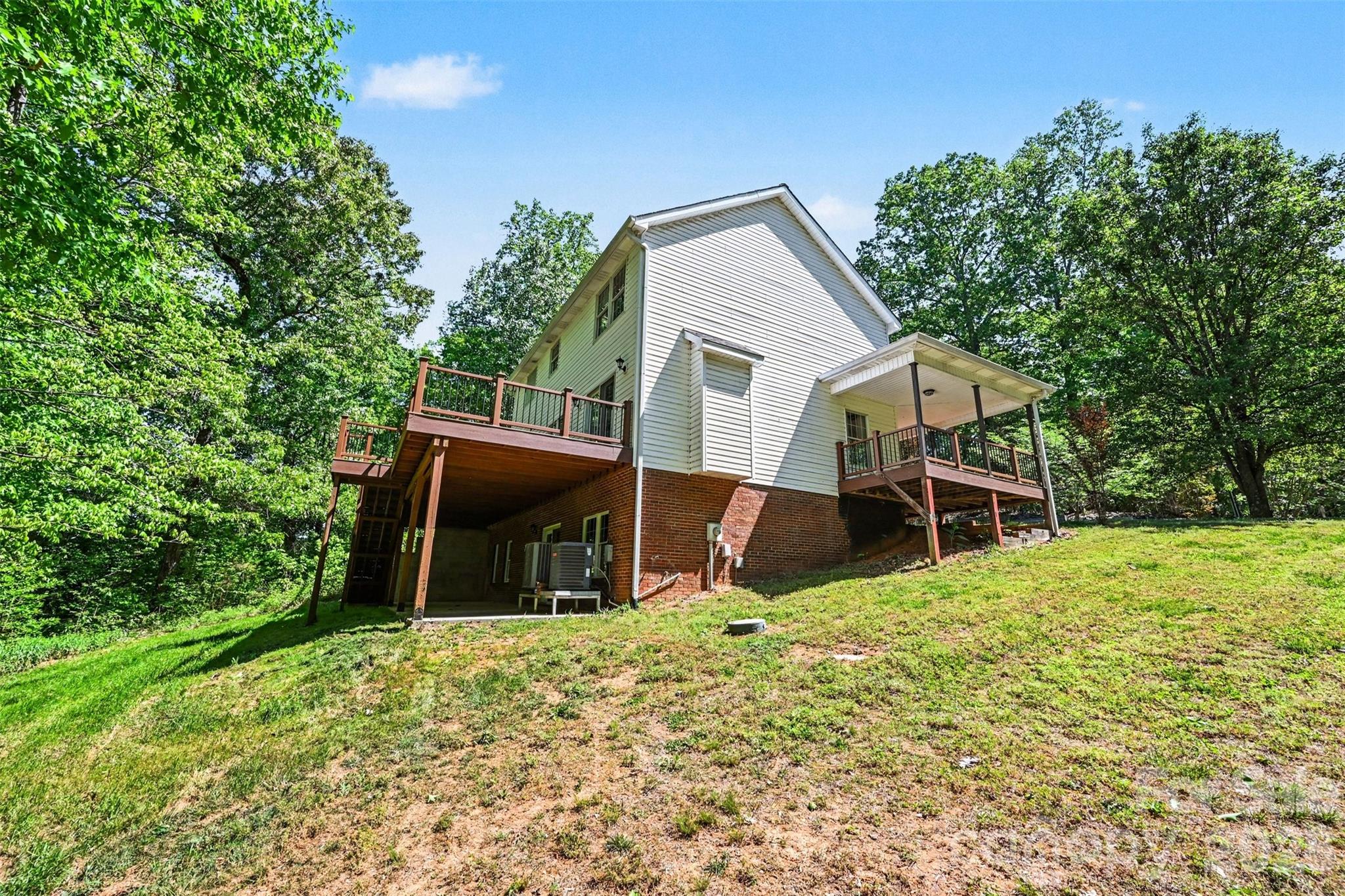 143 Walnut Hollow Lane Mooresville NC 28115