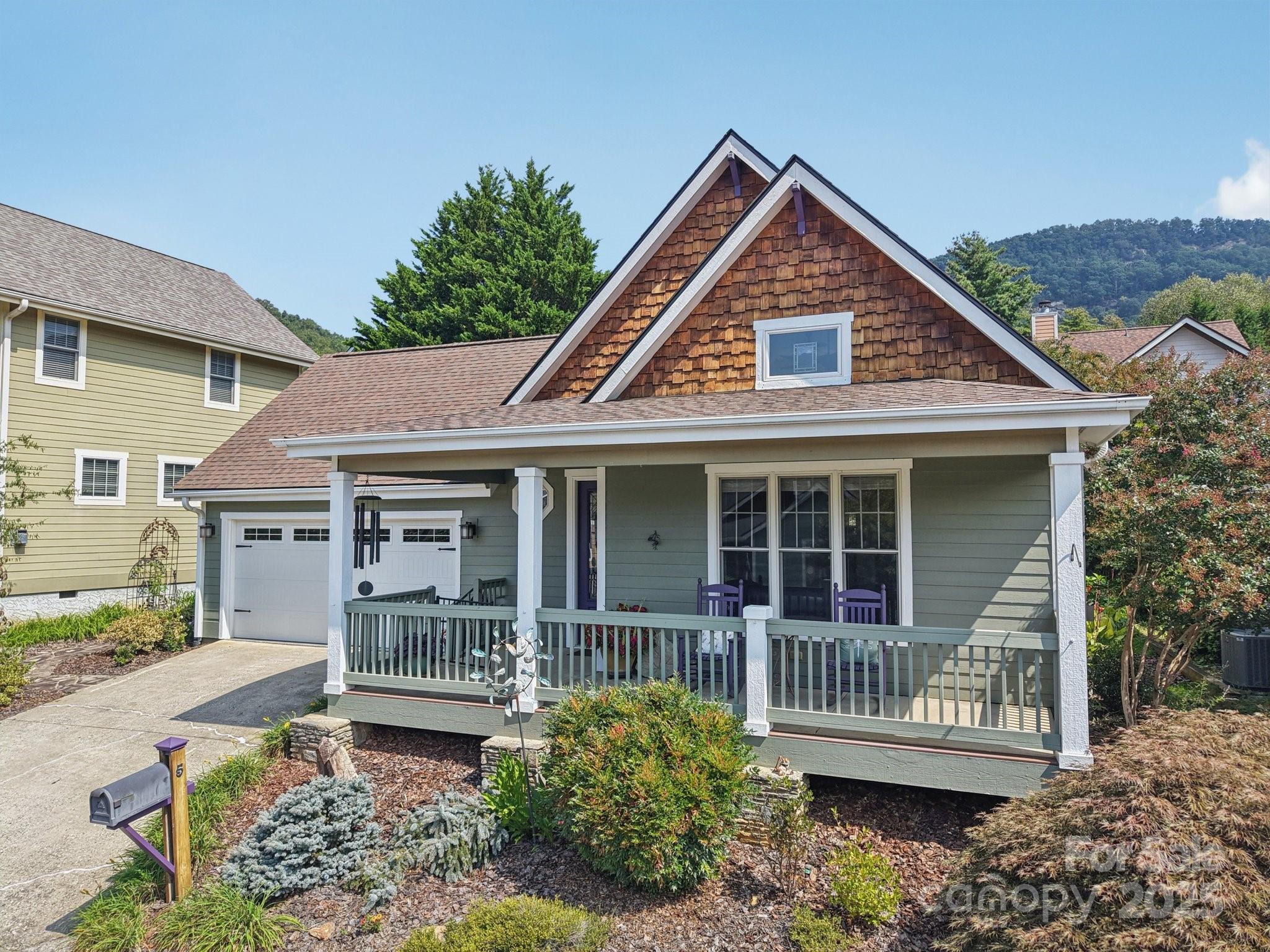 5 Olde Cottage Lane Asheville NC 28803