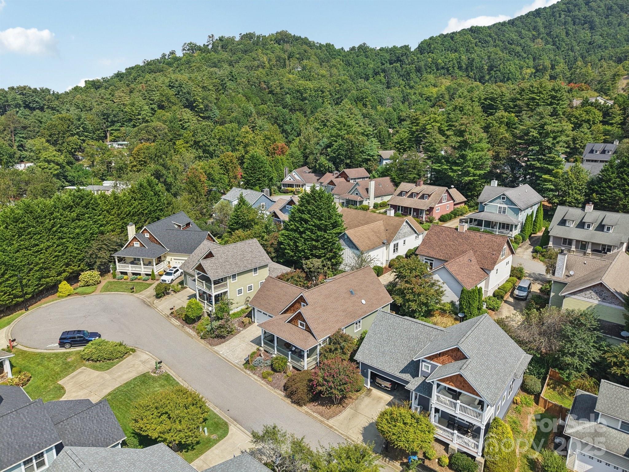 5 Olde Cottage Lane Asheville NC 28803