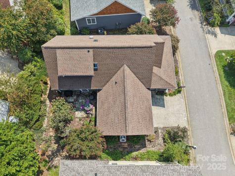 5 Olde Cottage Lane Asheville NC 28803