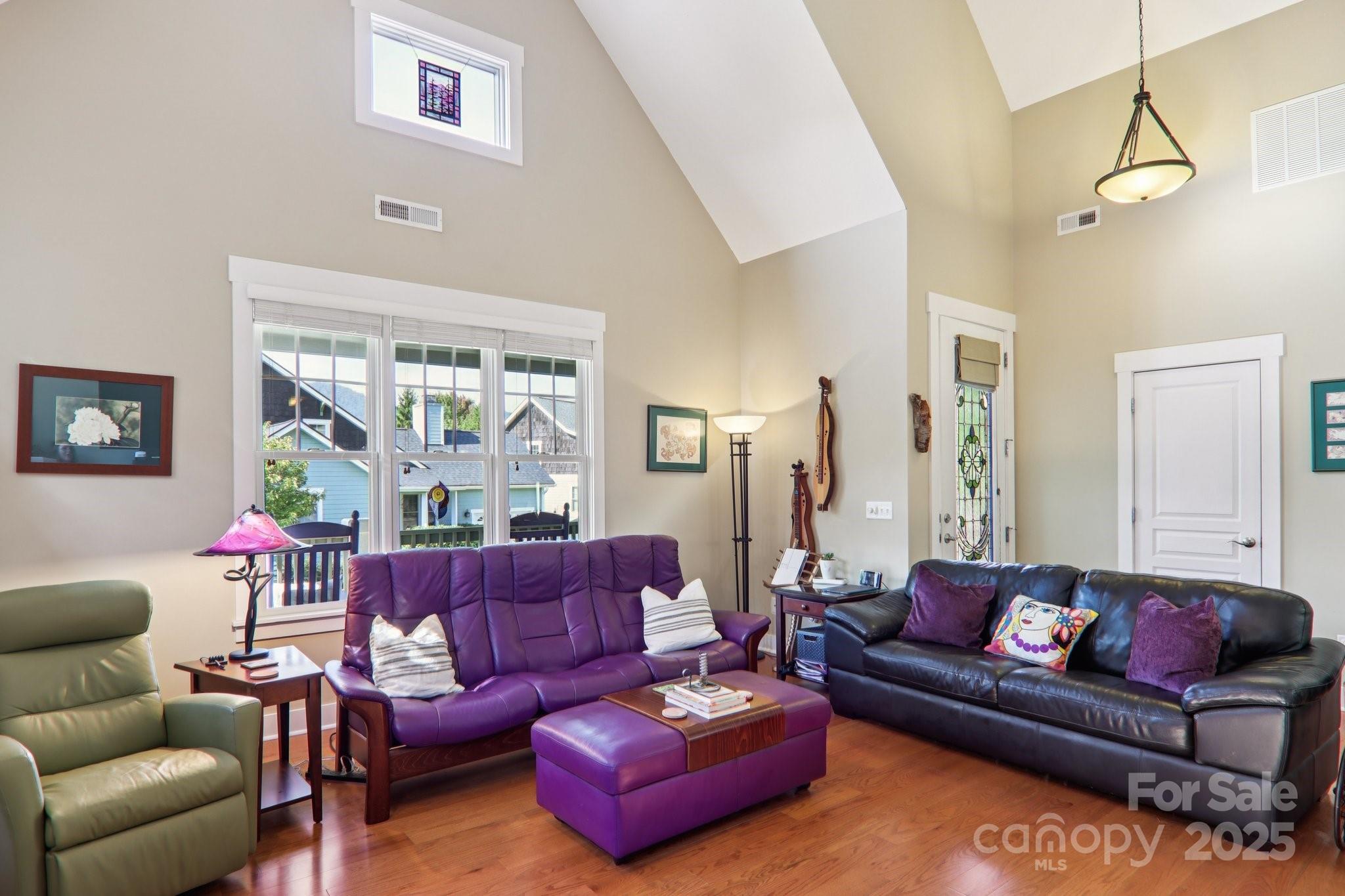 5 Olde Cottage Lane Asheville NC 28803