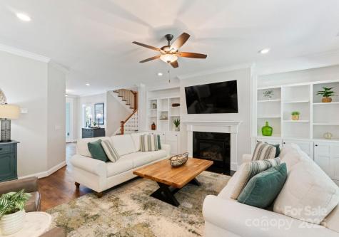 6101 Sandy Point Lane Belmont NC 28012