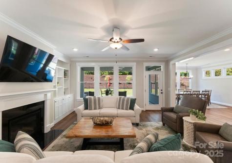 6101 Sandy Point Lane Belmont NC 28012