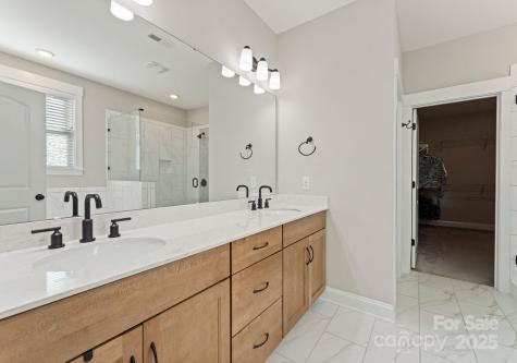 6101 Sandy Point Lane Belmont NC 28012