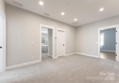 6101 Sandy Point Lane Belmont NC 28012