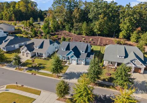 6101 Sandy Point Lane Belmont NC 28012