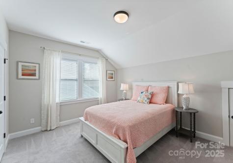 6101 Sandy Point Lane Belmont NC 28012