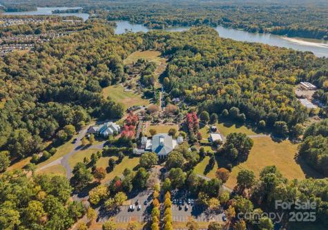 6101 Sandy Point Lane Belmont NC 28012