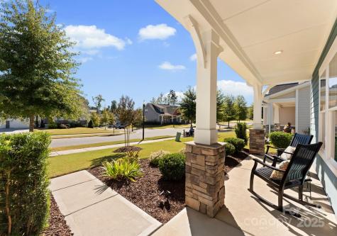 6101 Sandy Point Lane Belmont NC 28012