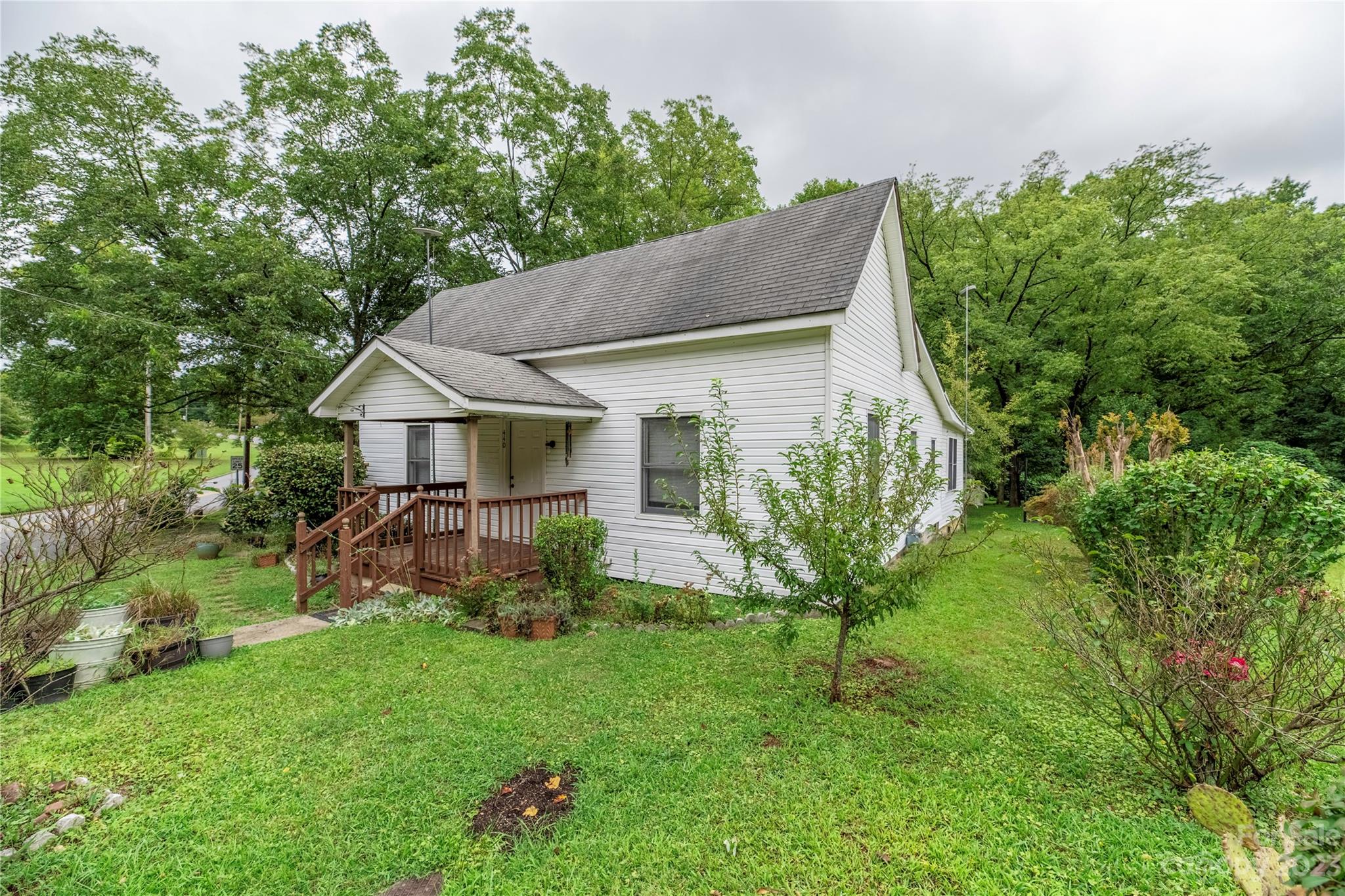 440 N Oakland Avenue Statesville NC 28677