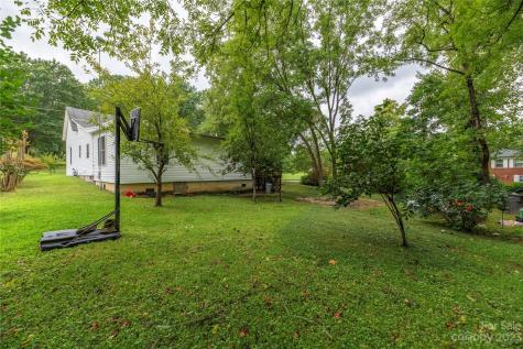 440 N Oakland Avenue Statesville NC 28677