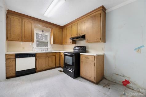 440 N Oakland Avenue Statesville NC 28677
