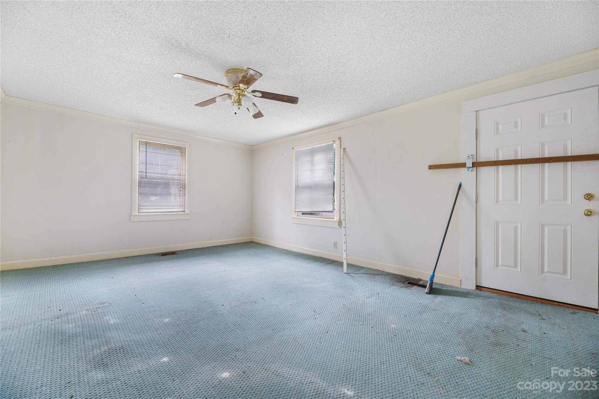 440 N Oakland Avenue Statesville NC 28677