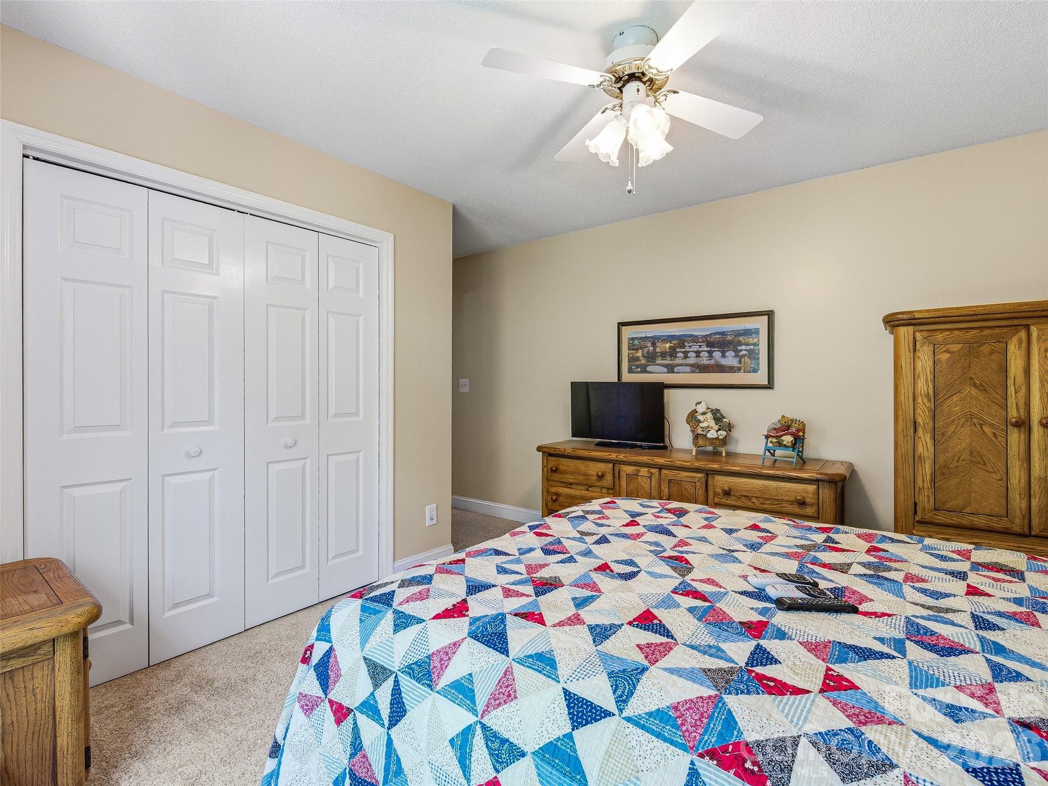 119 Carriage Walk Lane Hendersonville NC 28791