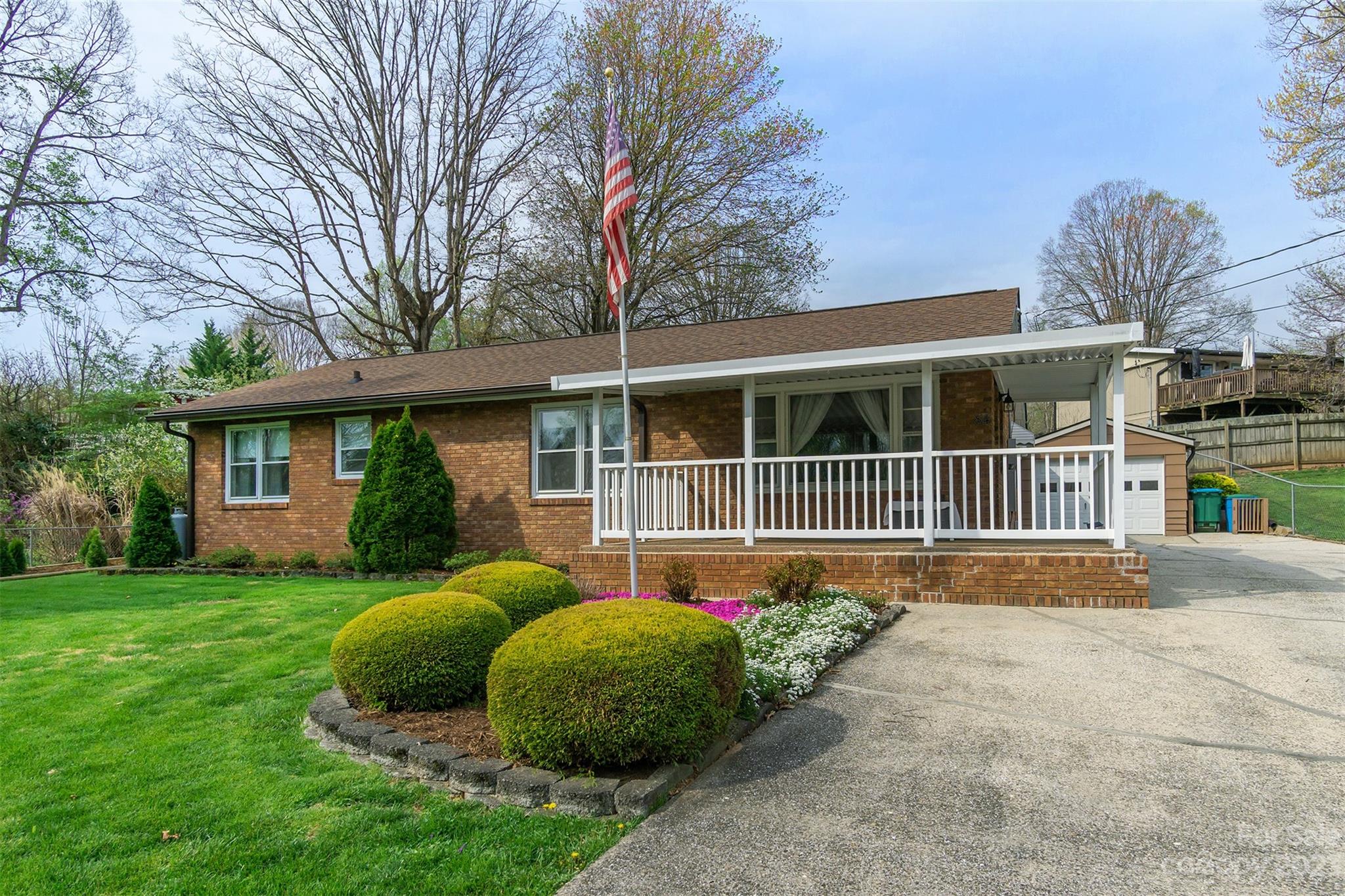 84 Fair Oaks Road Arden NC 28704