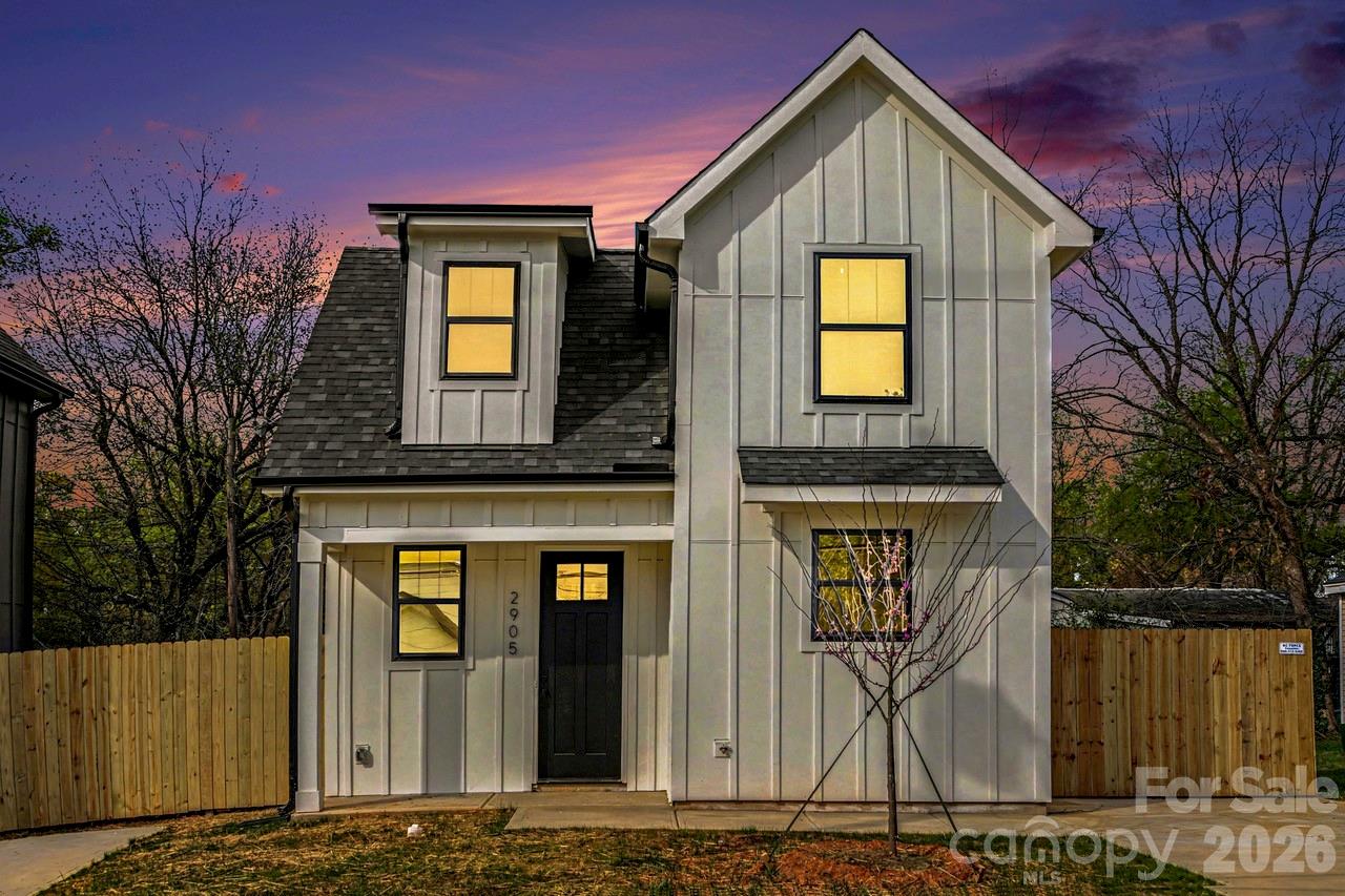 2905 Clyde Drive NE Charlotte NC 28208