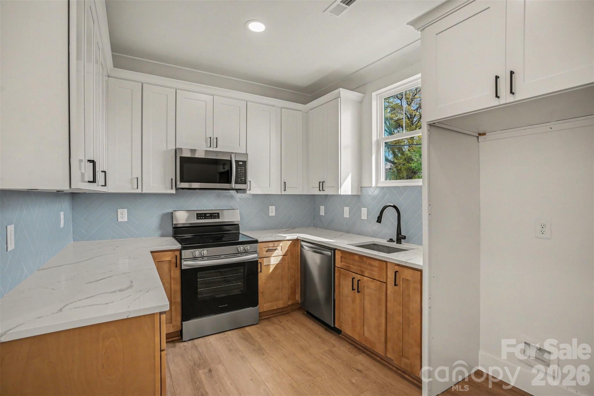 2905 Clyde Drive NE Charlotte NC 28208