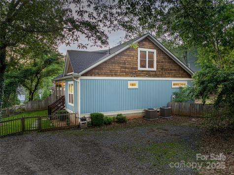 123 Arline Henry Way Asheville NC 28806